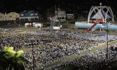 Imagen de la Misa oficiada por el Papa BenedictoXVI en la Plaza Antonio Maceo de Santiago de Cuba